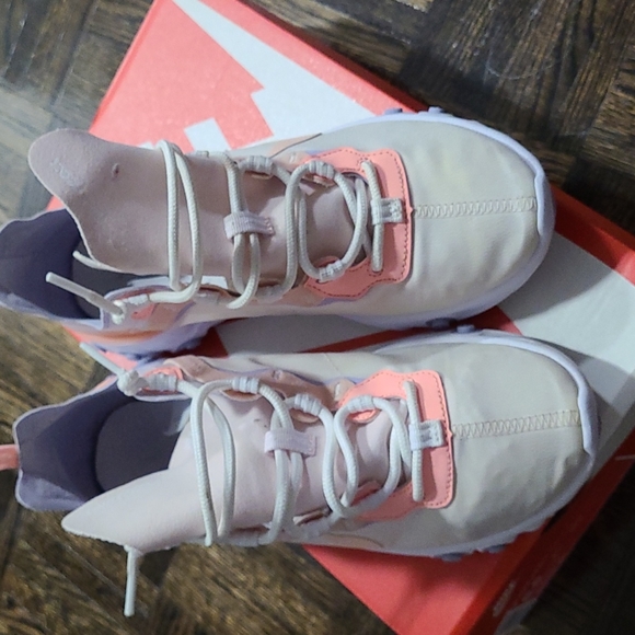 Womens nike react elements - Picture 7 of 13